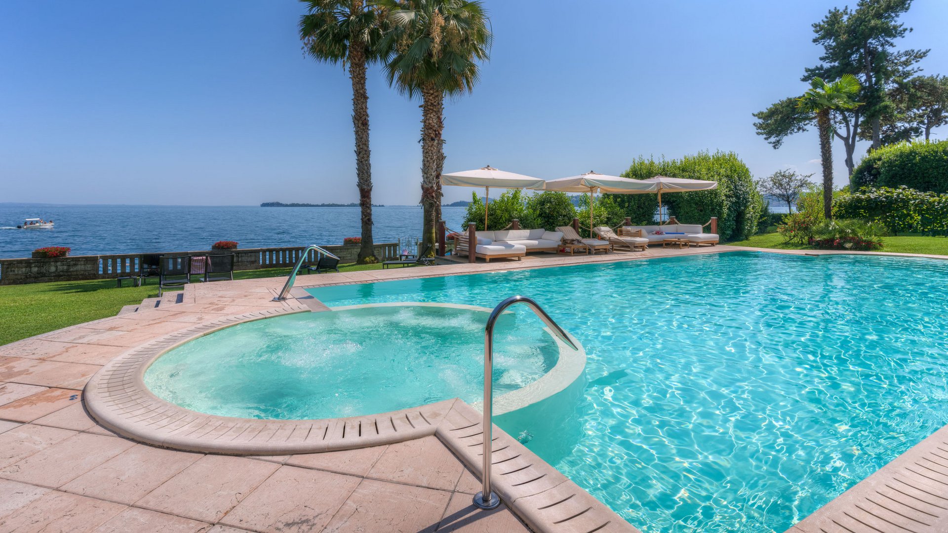 Badeglück wie erträumt Willkommen in Eurem Hotel in Gardone Riviera!